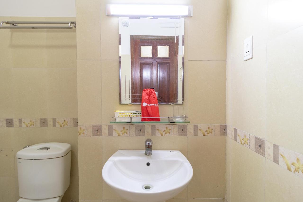 Reddoorz Near Tan Huong Market 2 مدينة هوشي منه المظهر الخارجي الصورة