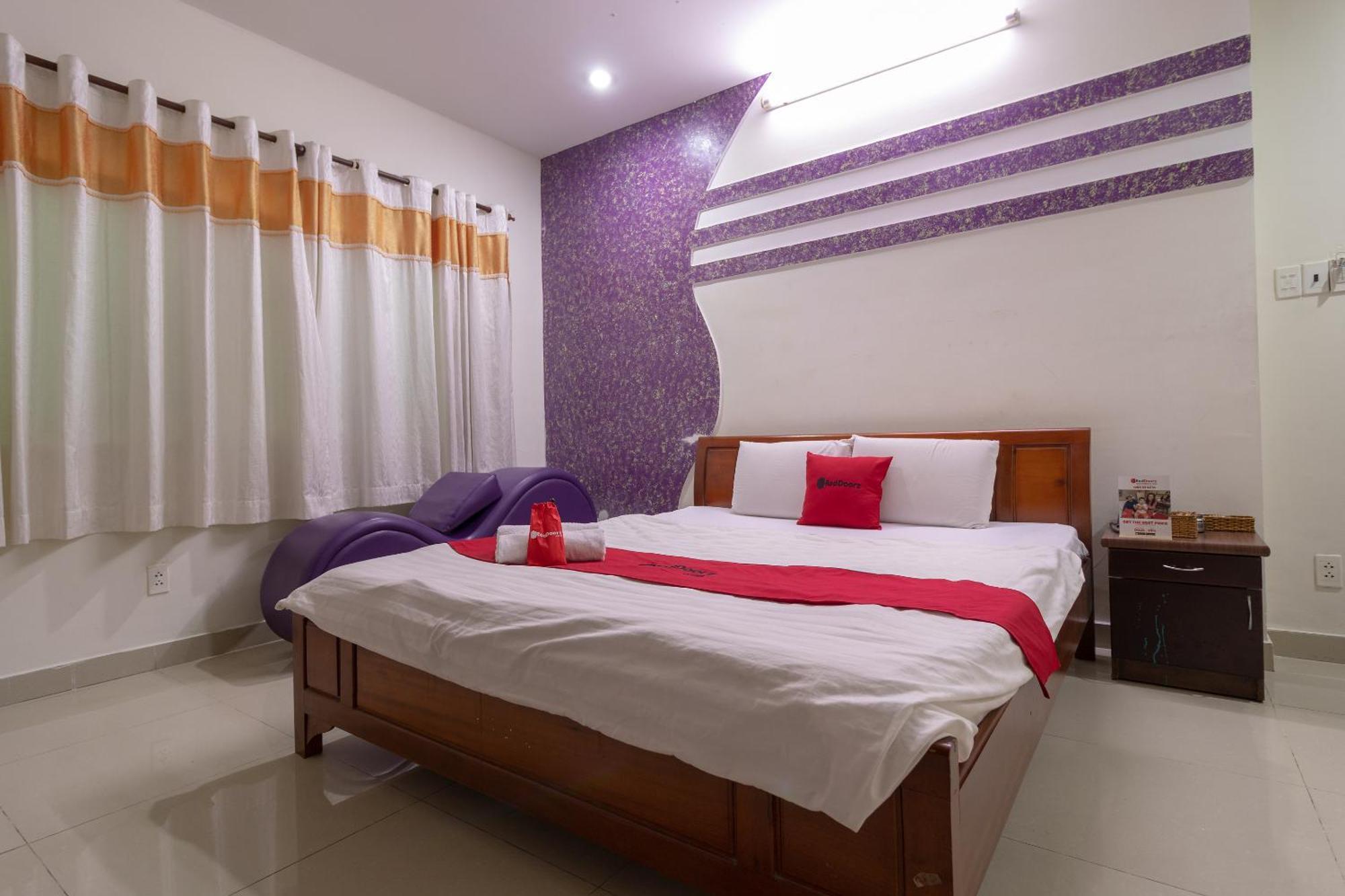 Reddoorz Near Tan Huong Market 2 مدينة هوشي منه المظهر الخارجي الصورة